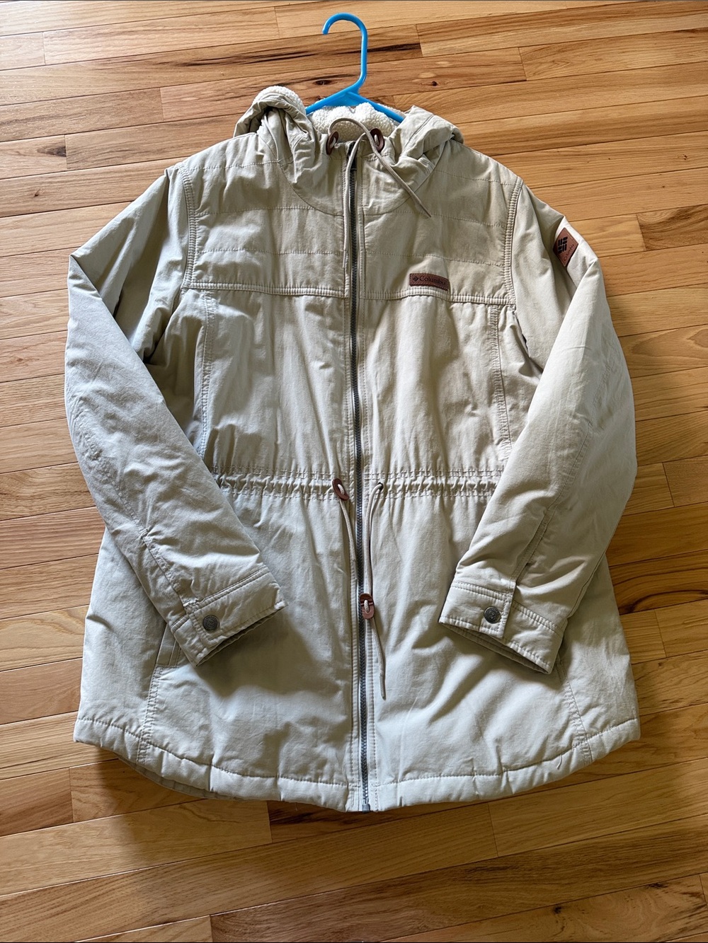 Columbia Women's Light Beige Hooded Ski Jacket